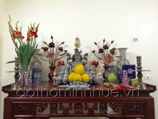 Bàn thờ gia tiên nhà Anh Hậu - Khu đô thị Đông Anh, Hà Nội