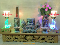 Ban thờ treo 81 - Men rạn