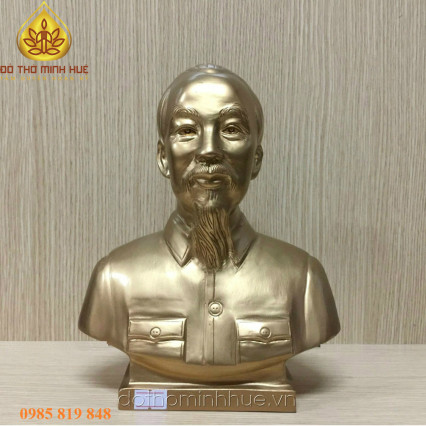 Tượng Bác Hồ