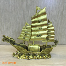 Thuận buồm xuôi gió - Thuyền đồng phong thủy